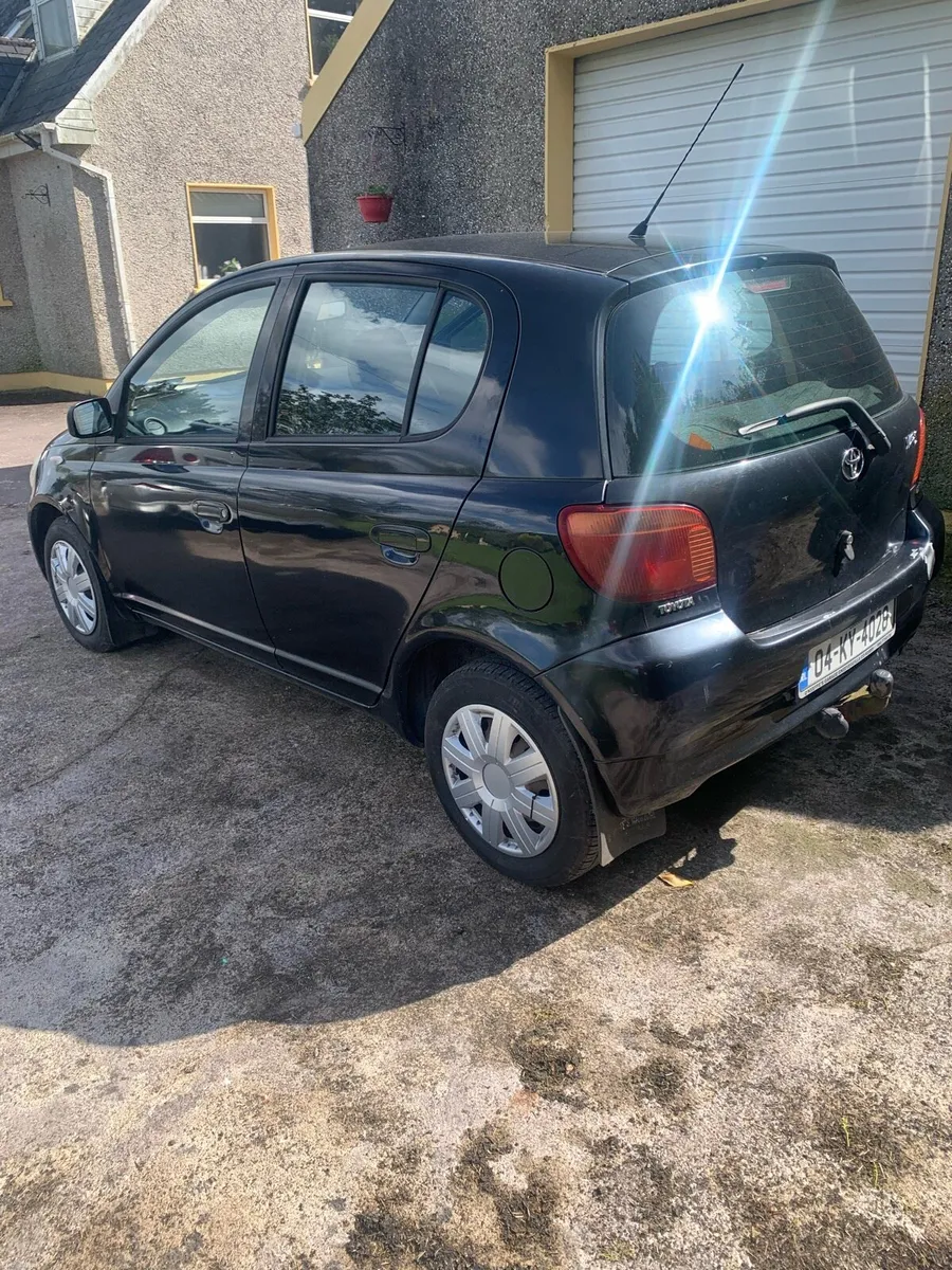 Toyota Yaris - Image 2
