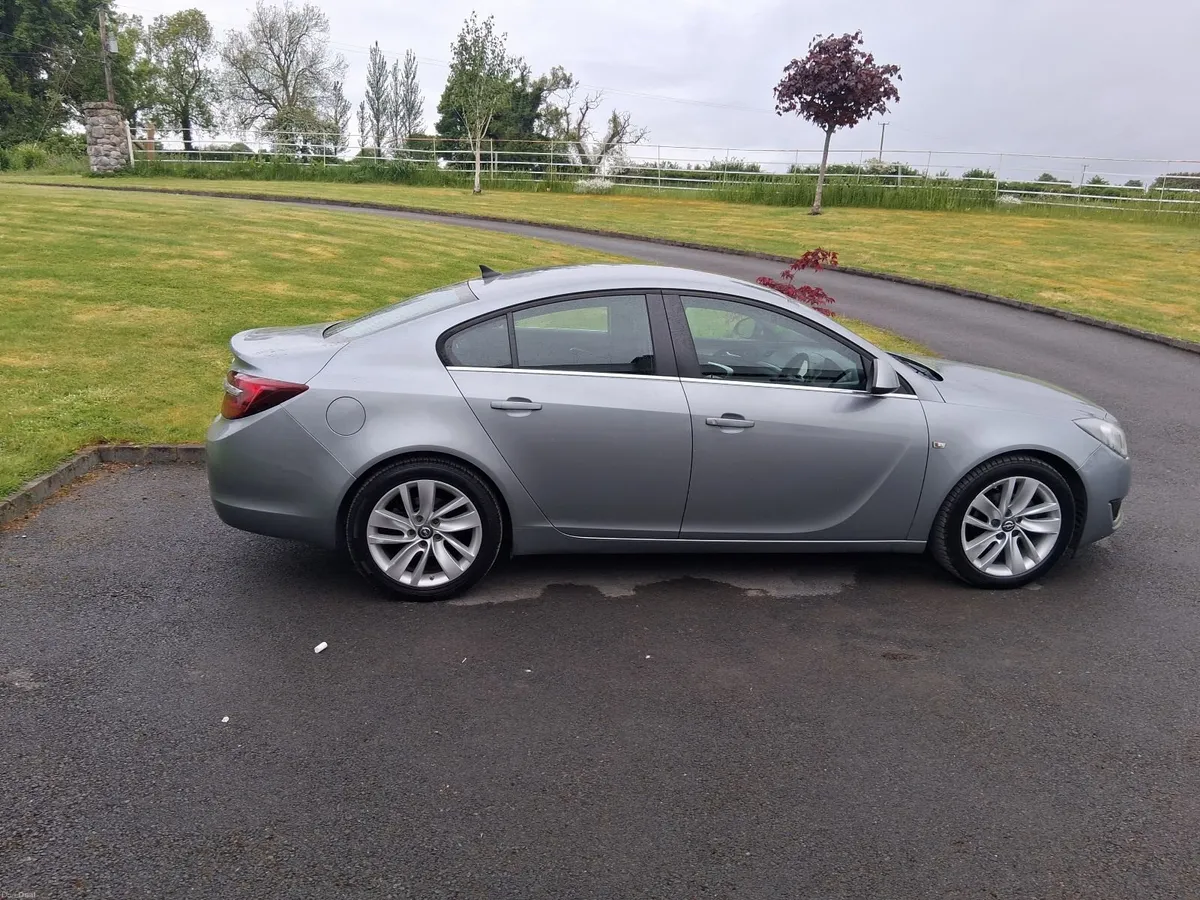 Opel Insignia 2016 - Image 1