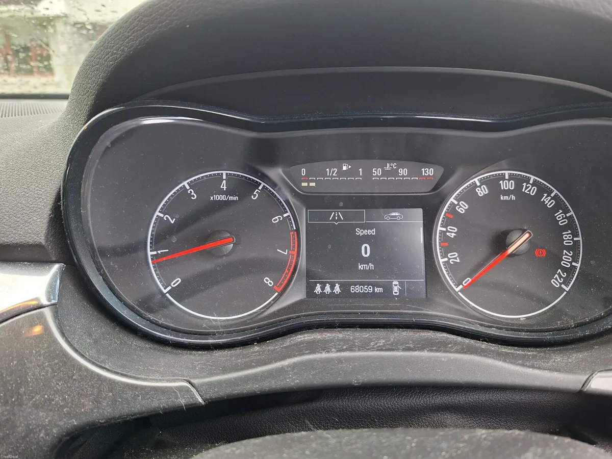 Opel Corsa 2018 - Image 4