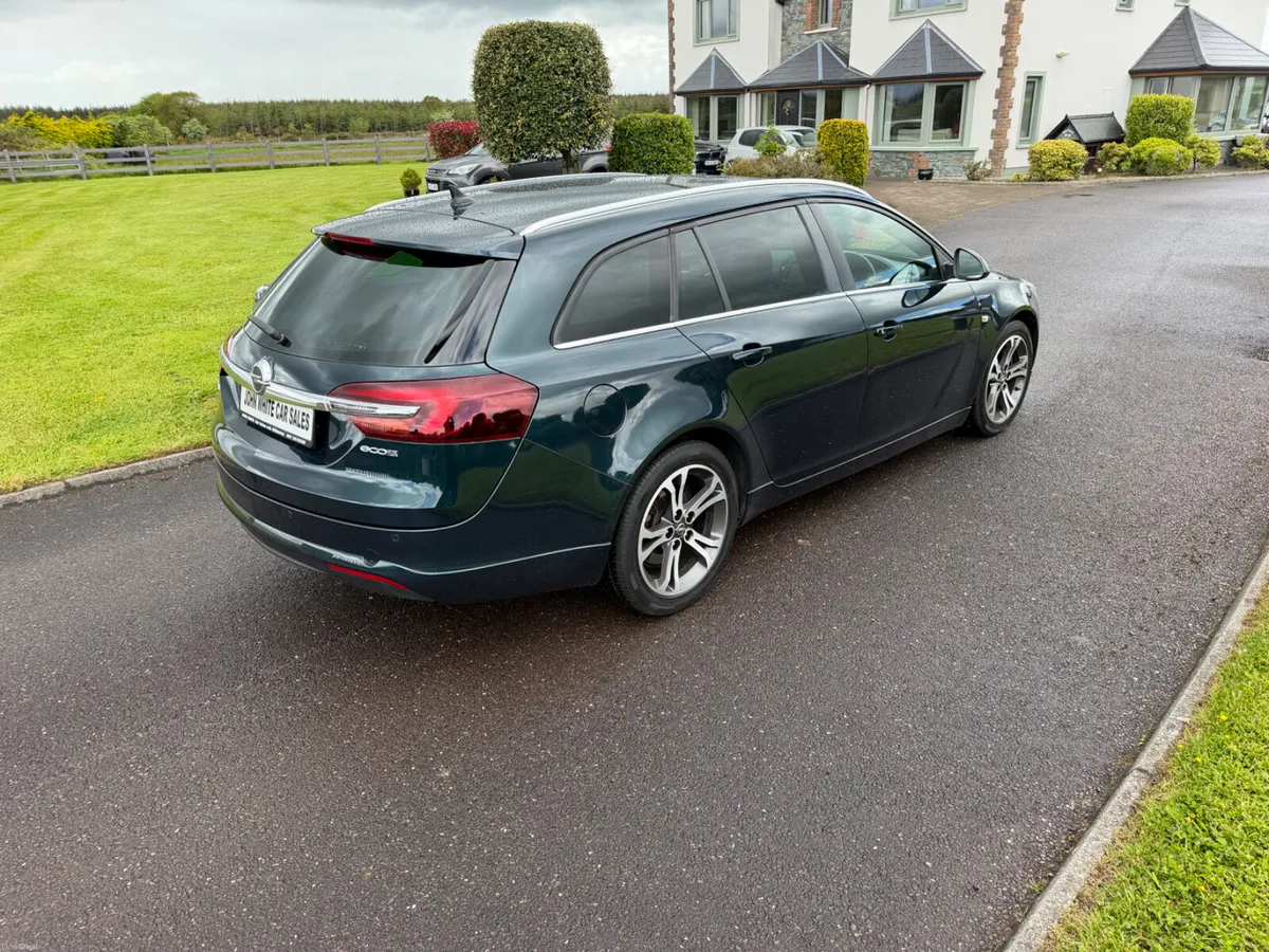 Opel Insignia SRI Estate - Image 5