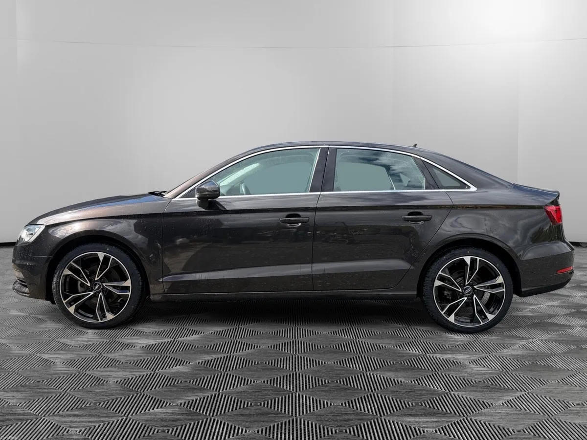 AUDI A3 S-TRONIC-*LOW-KM* - Image 2