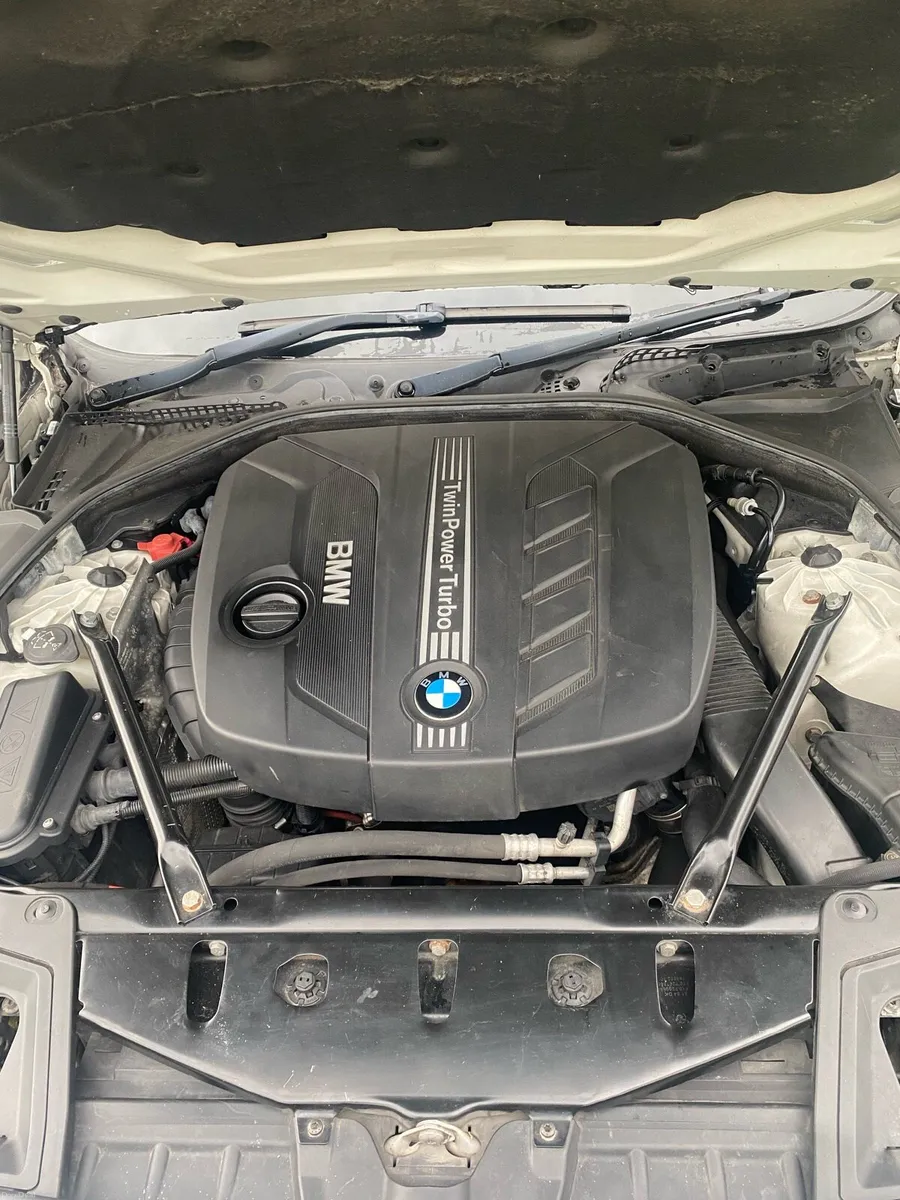 BMW 520D M SPORT - Image 2