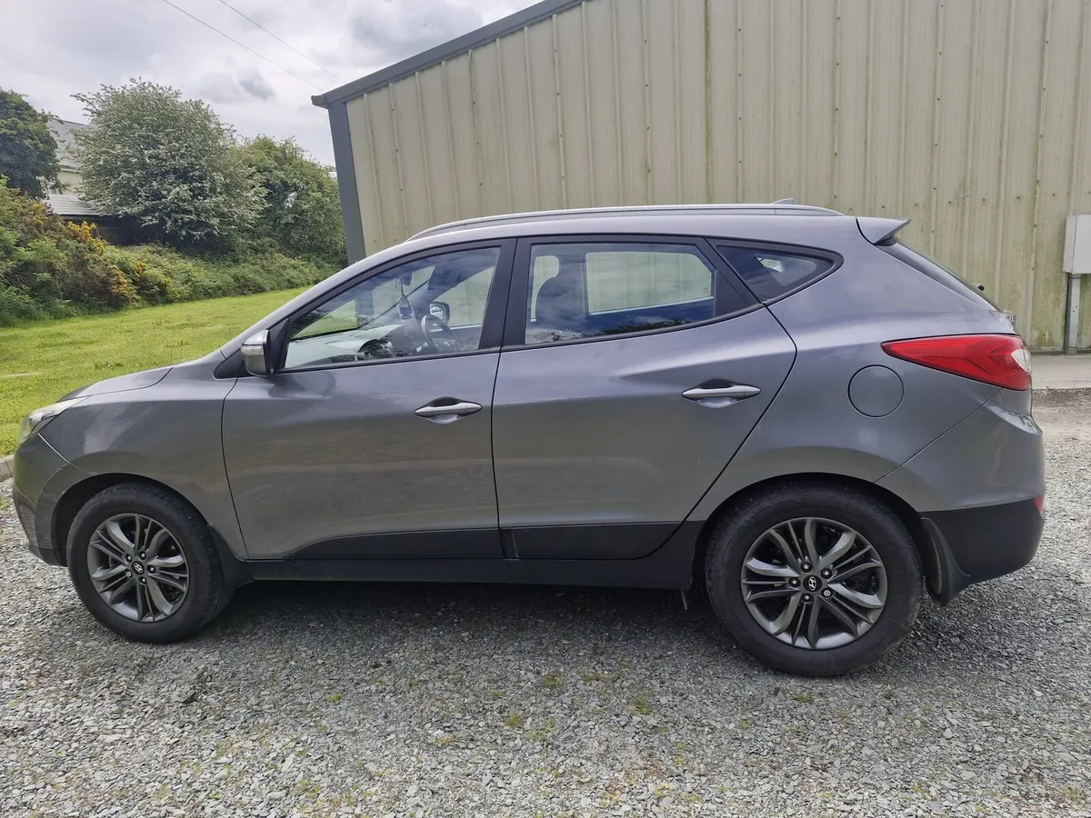 Hyundai ix35 - Image 2