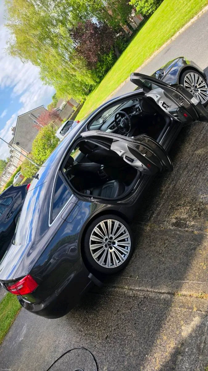 12 Audi A6 S-line NCT 4/27 price 6700€ Negotiable - Image 2