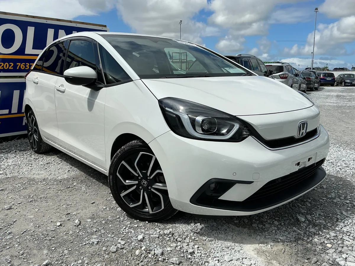 2022 HONDA FIT 1.5 PETROL HYBRID AUTO LOW KMS - Image 1