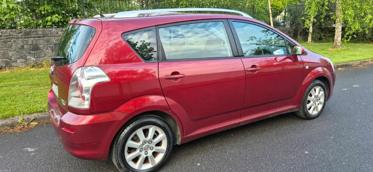Toyota corolla verso Automatic nctd and taxed - Image 3
