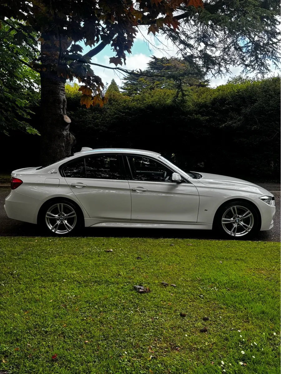 BMW 330E M-Sport - Image 2