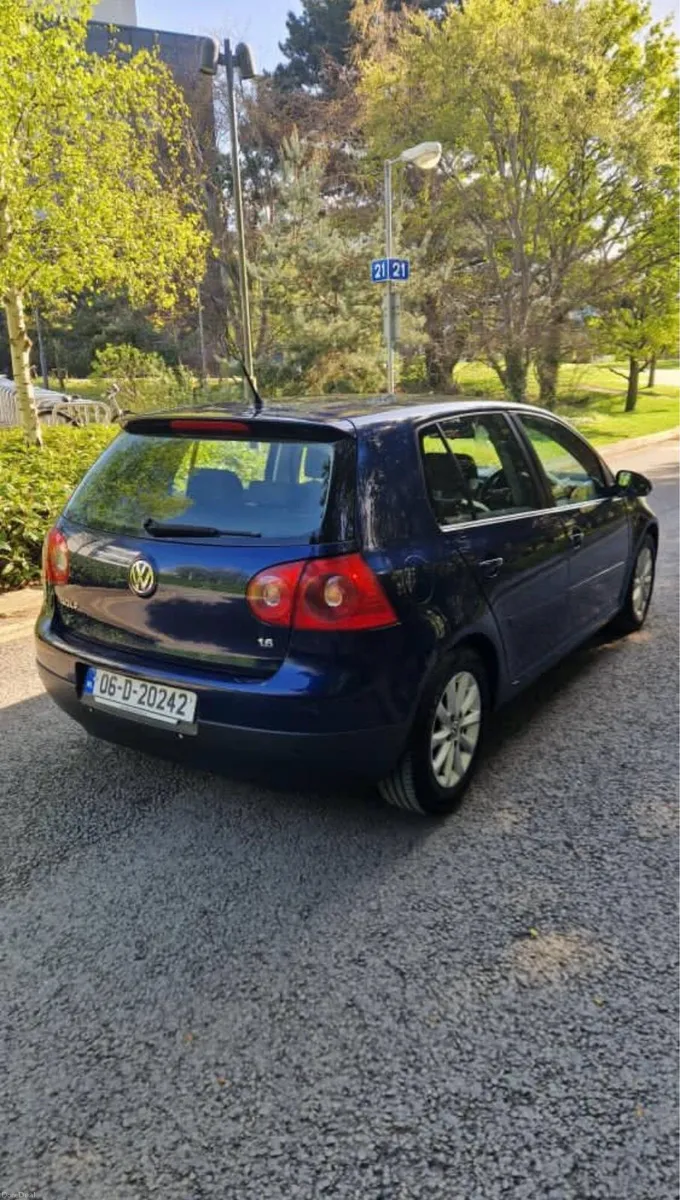 Volkswagen Golf 1.6 Petrol Automatic – NCT 2/2027 - Image 3