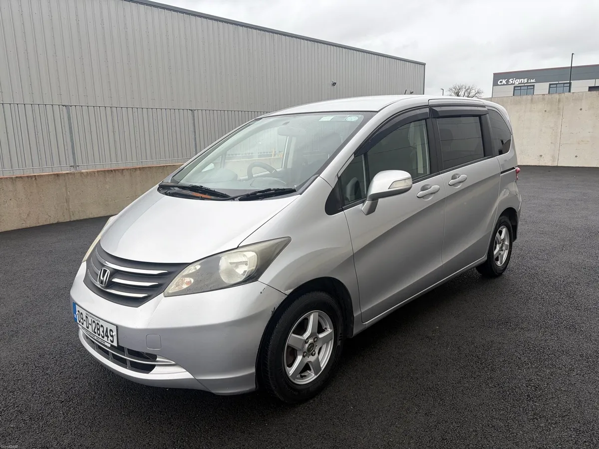 Honda Freed Automatic NCT & TAX - Image 2
