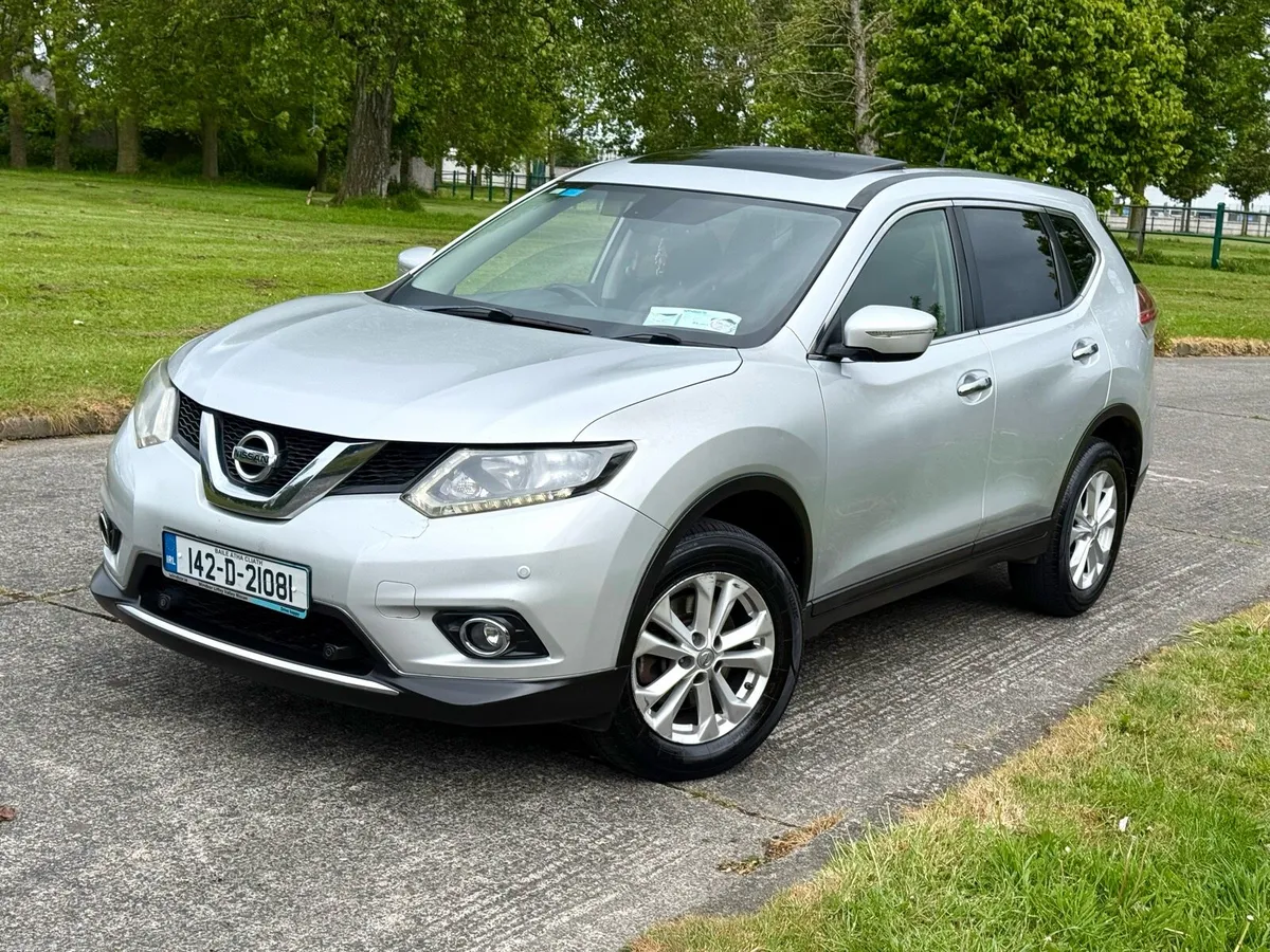 142 X-TRAIL 7 seats Low Mill Panroof - Image 2