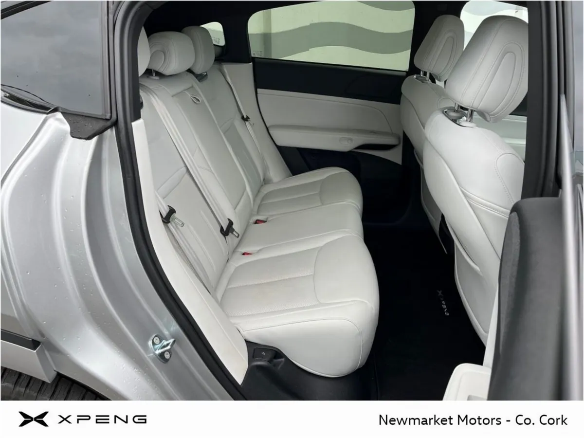 XPeng G6 COUPE 66KWH BATTERY WITH 435 KM RANGE AVA - Image 4