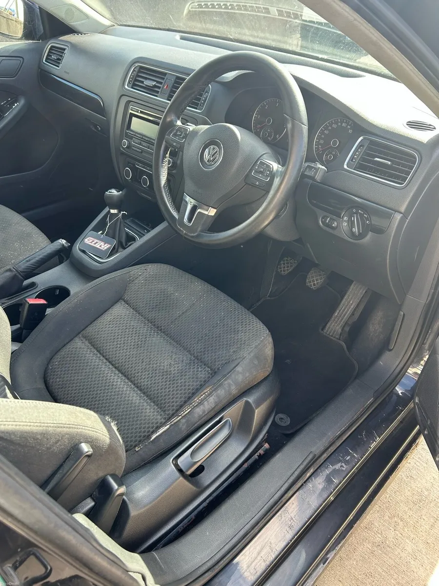 2011 1.6 Diesel VW Jetta - Image 3