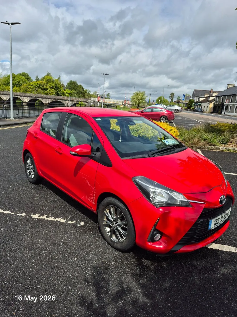 Toyota Yaris 2018 - Image 2