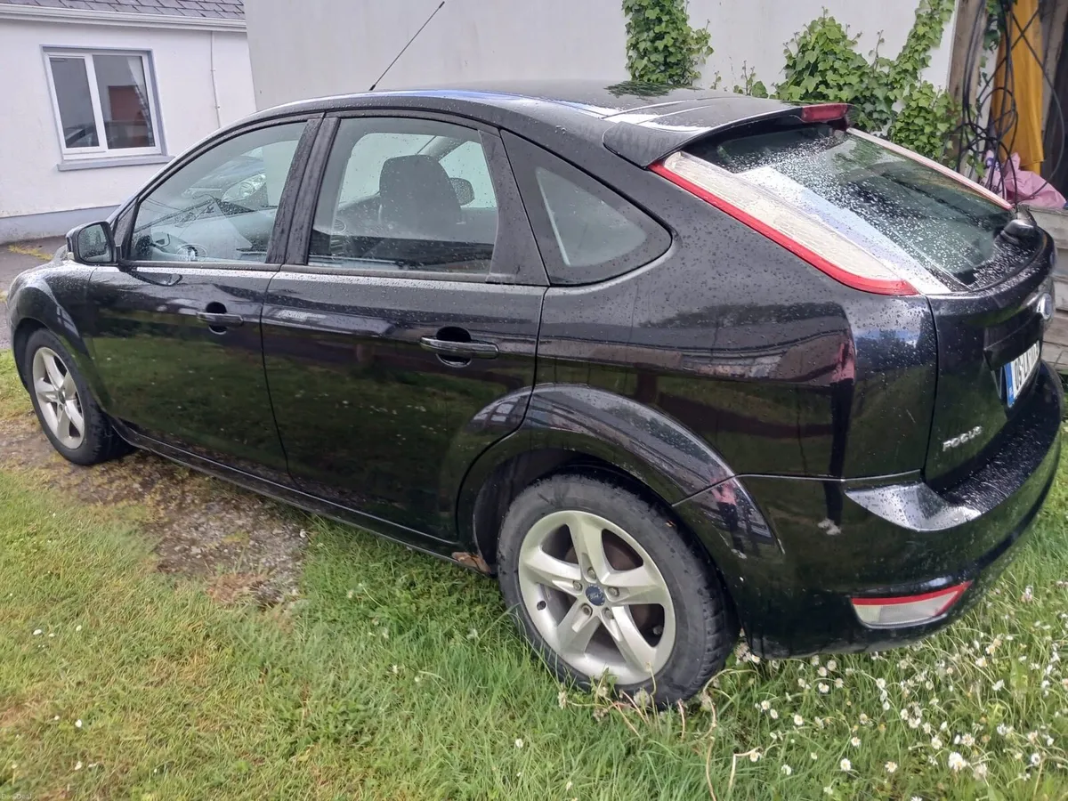 Ford focus 2009 - Image 2