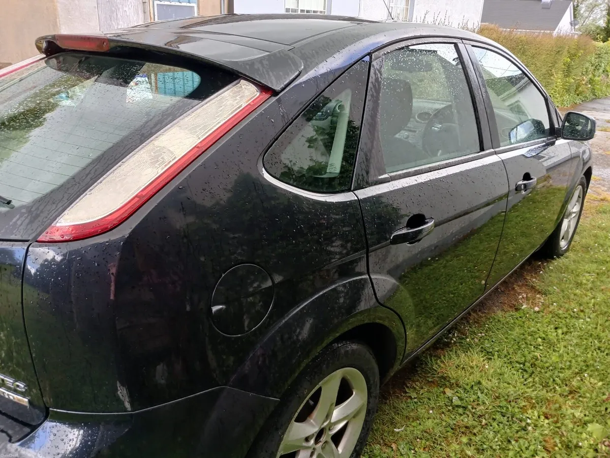 Ford focus 2009 - Image 4