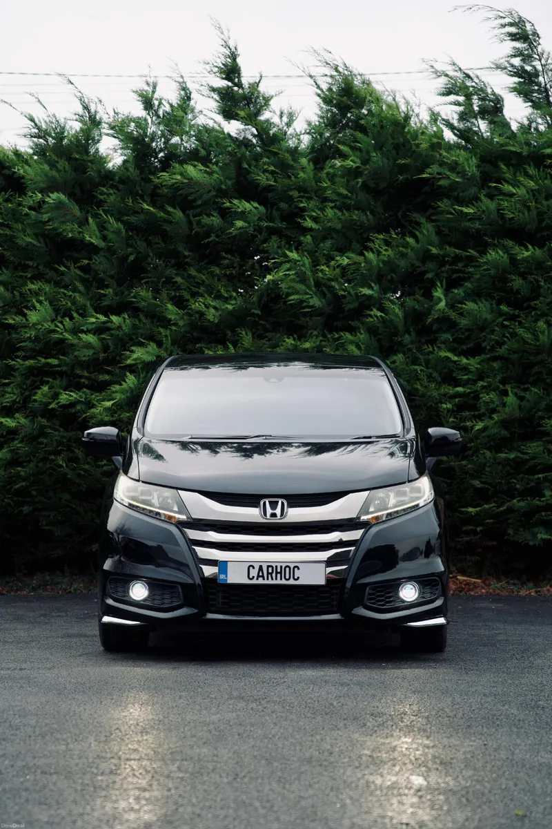 Honda Odyssey 2.0L Hybrid 2016 - Image 6