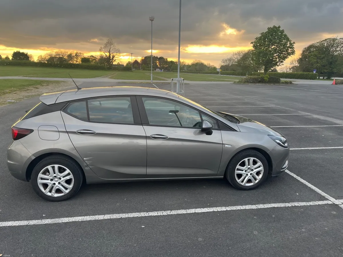 Opel Astra 2016 - Image 6