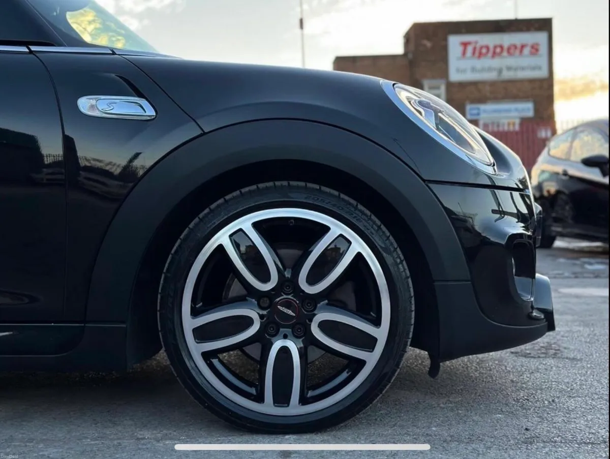 Mini Cooper SD (JCW) - Image 4