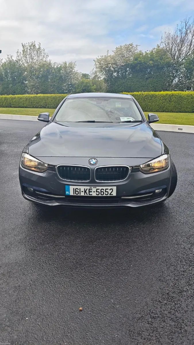 BMW 3-Series 2016 - Image 2