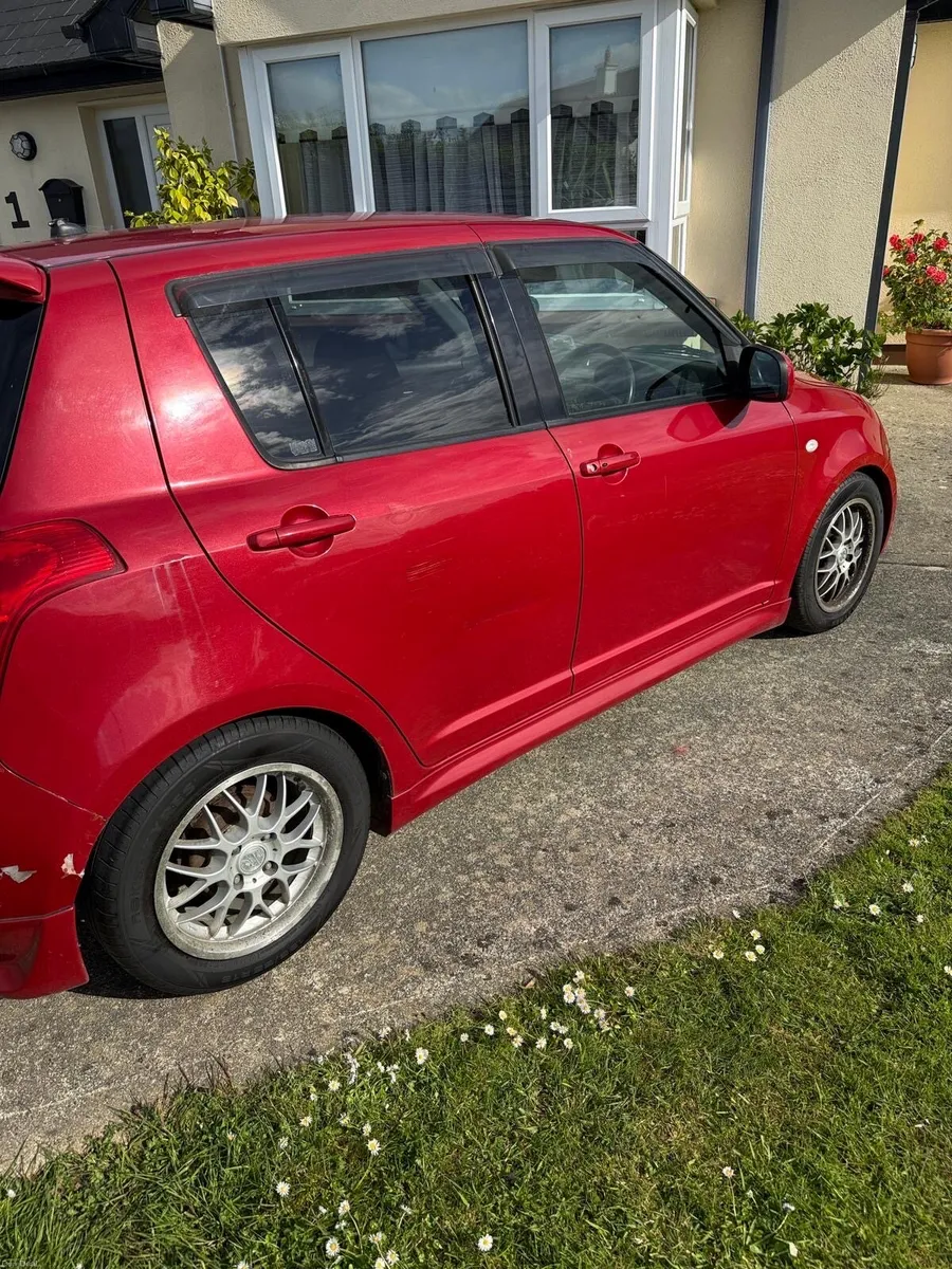 Suzuki Swift 2010 - Image 2