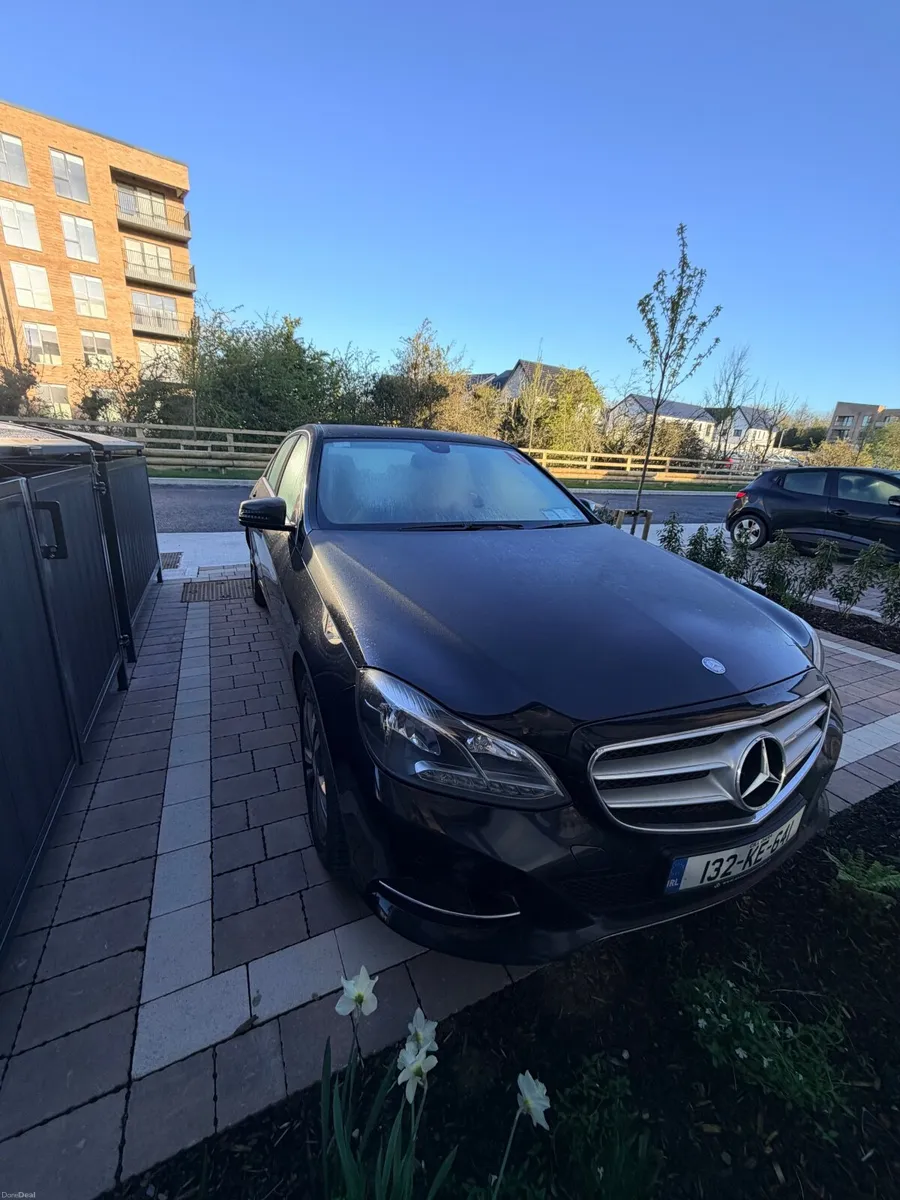 Mercedes-Benz E-Class 2013 - Image 1