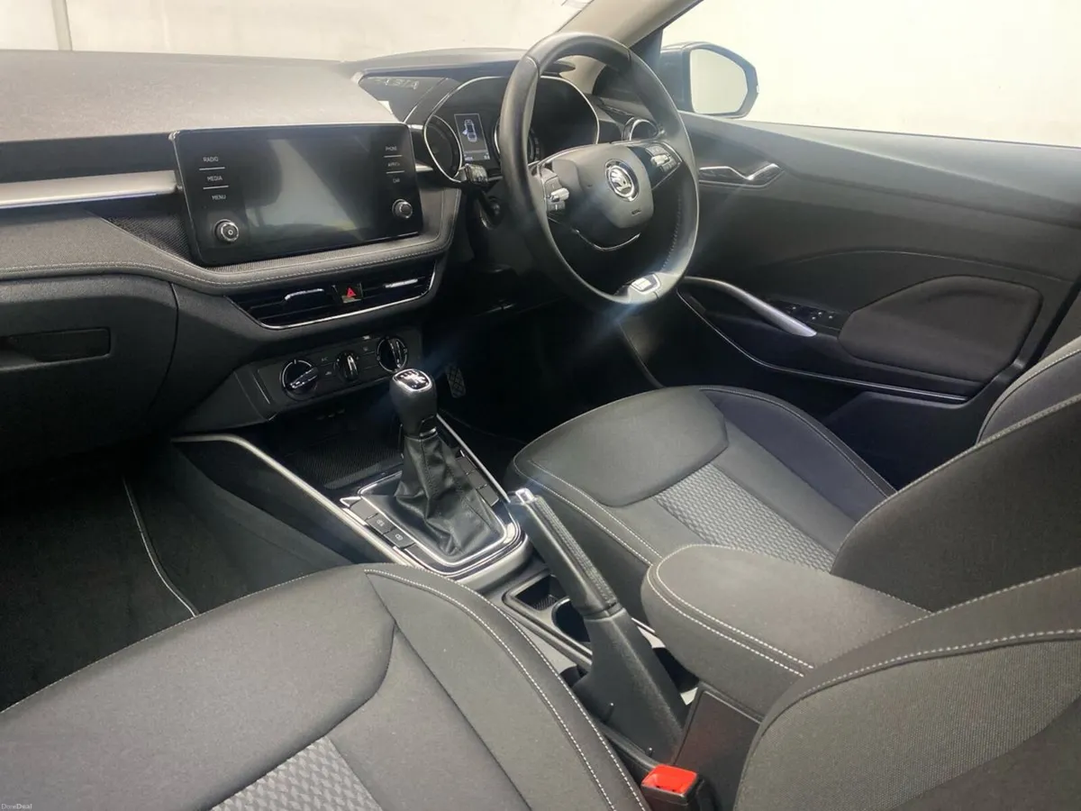 Skoda Fabia Style 1.0TSI 95HP Manual - Image 3