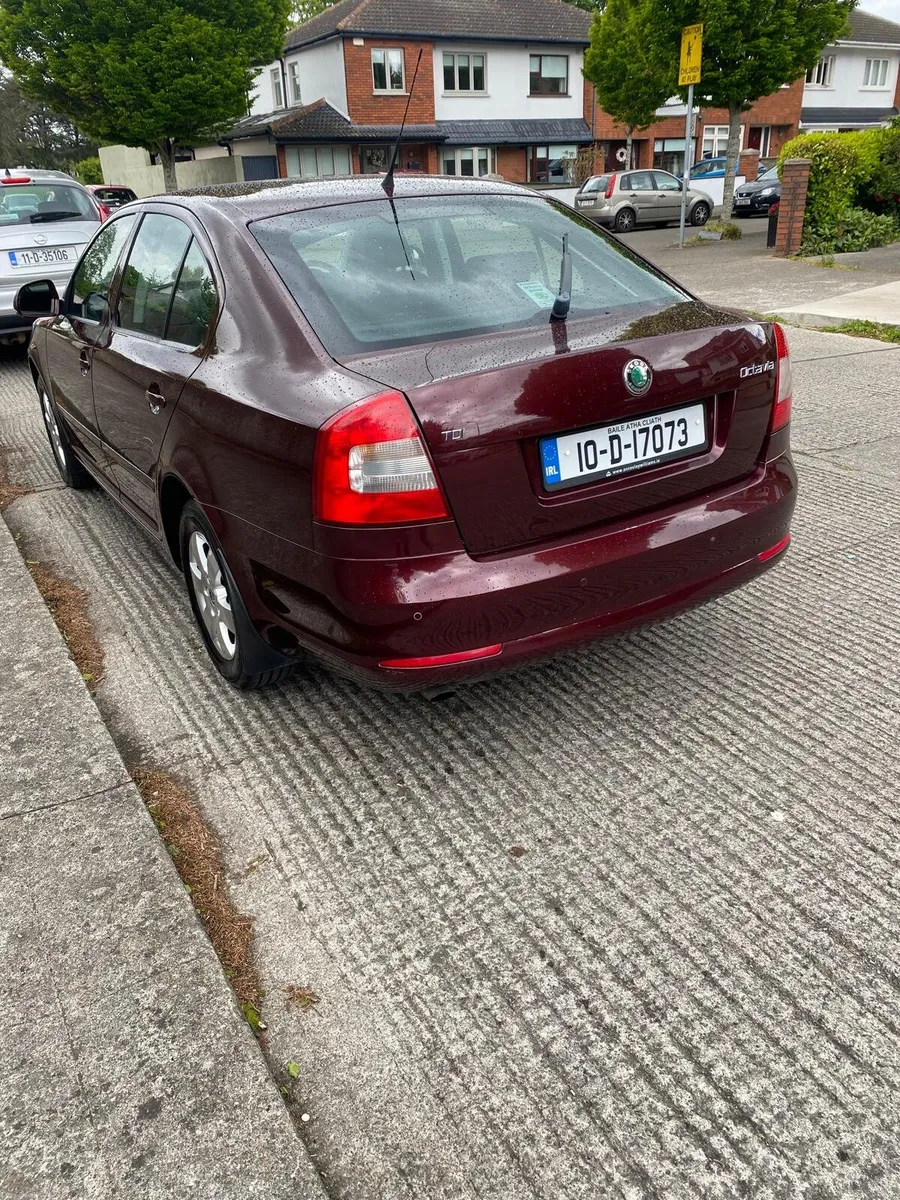 Skoda Octavia, 1.6 Diesel, 106K, NctD 05/27, 2010 - Image 3