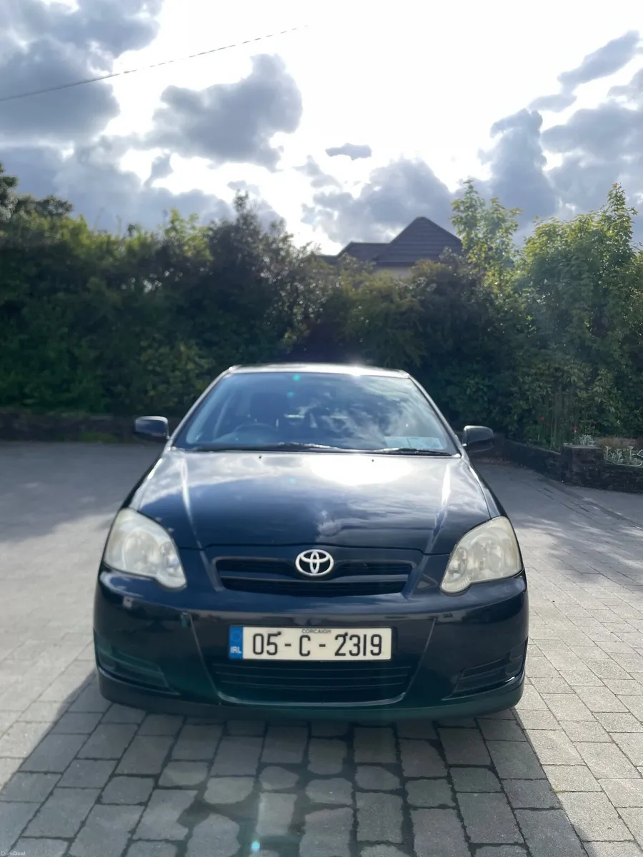 Toyota Corolla e12 2005 - Image 2