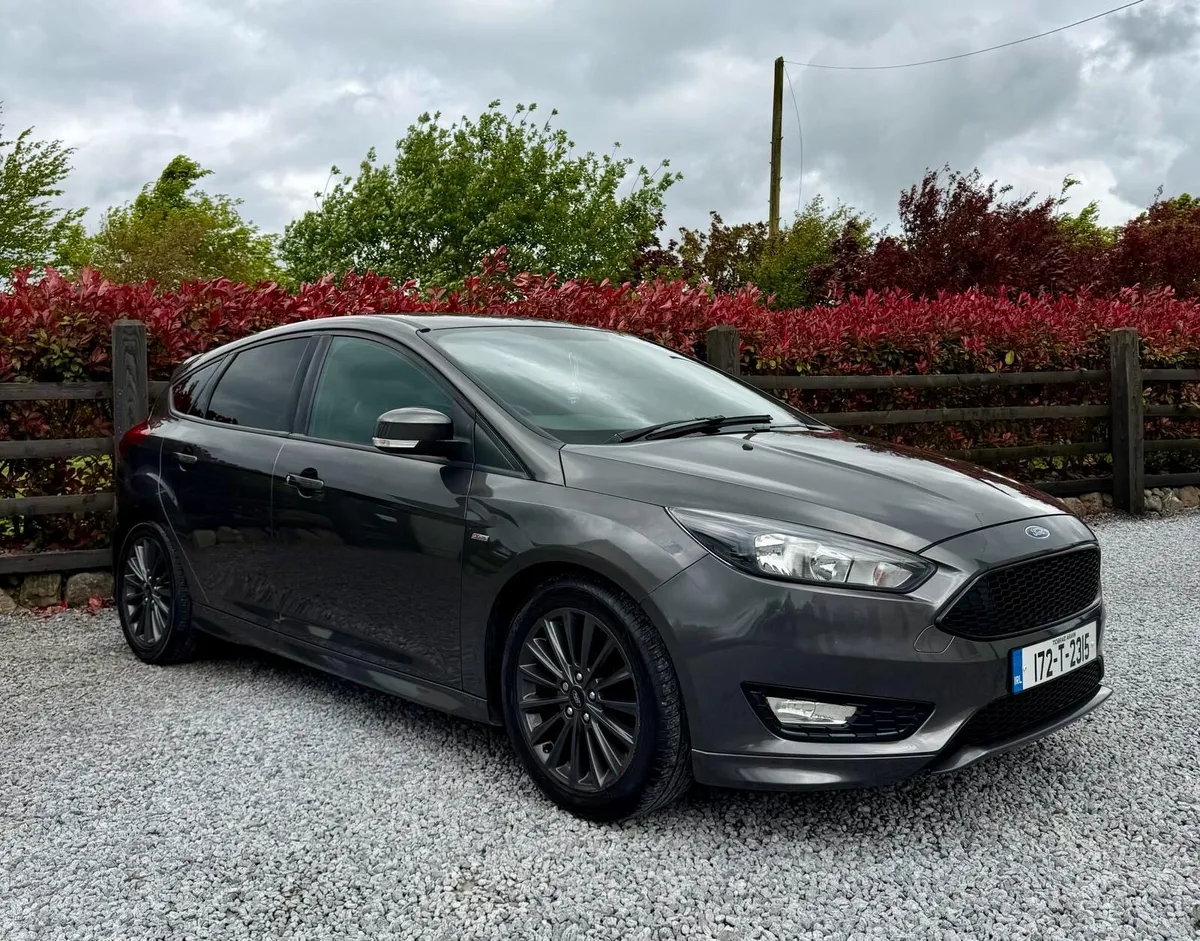 2017 Ford Focus 1.5 TDCI ST-Line - Image 2
