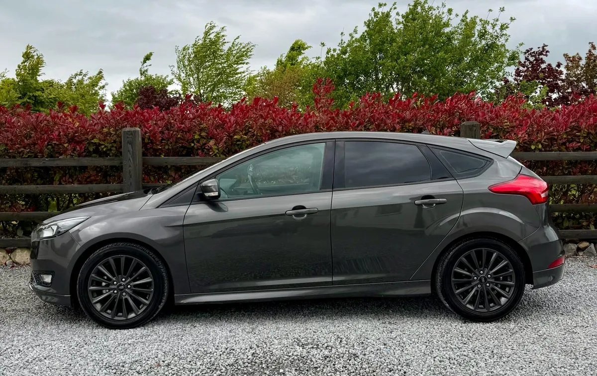 2017 Ford Focus 1.5 TDCI ST-Line - Image 4