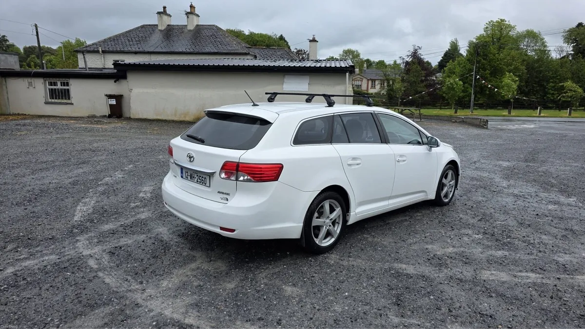 2012 TOYOTA AVENSIS 2.0l DIESEL ESTATE - Image 2