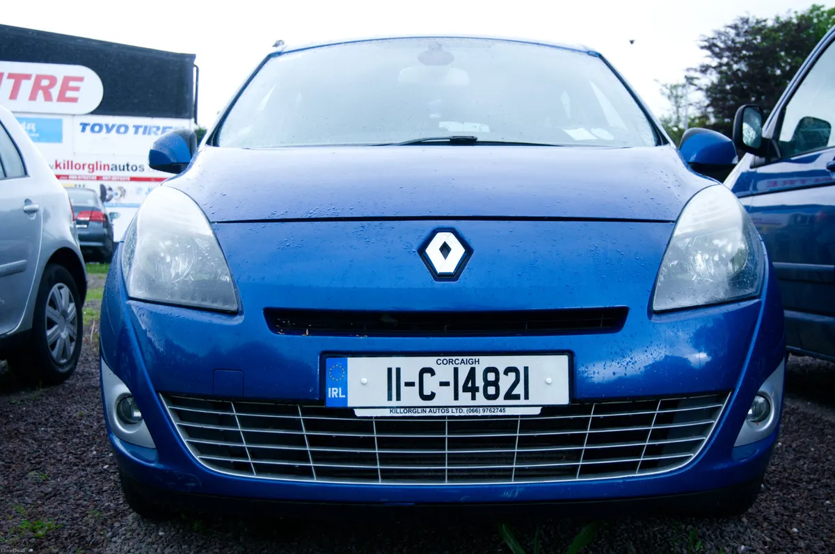 Renault Grand Scenic DCI ECO2 ROYALE 7 seater - Image 2