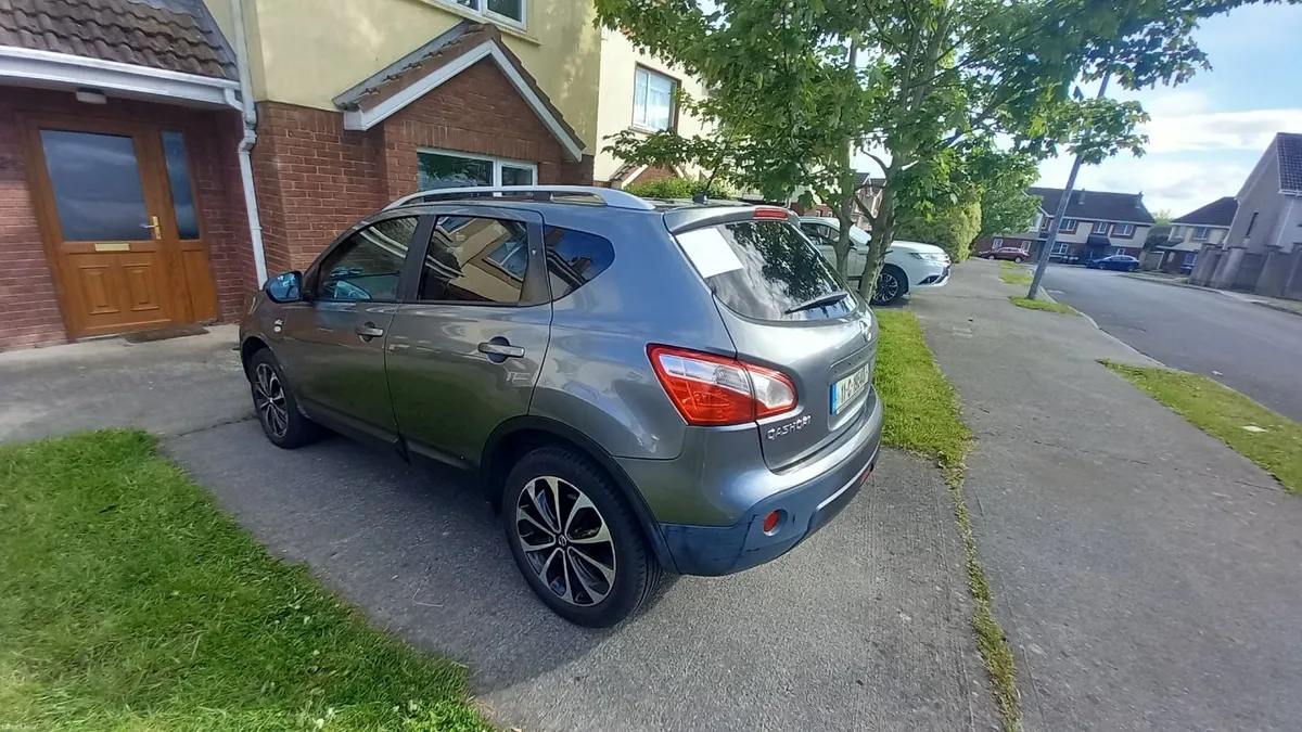 Nissan Qashqai 2011 High Spec - New NCT - Image 4