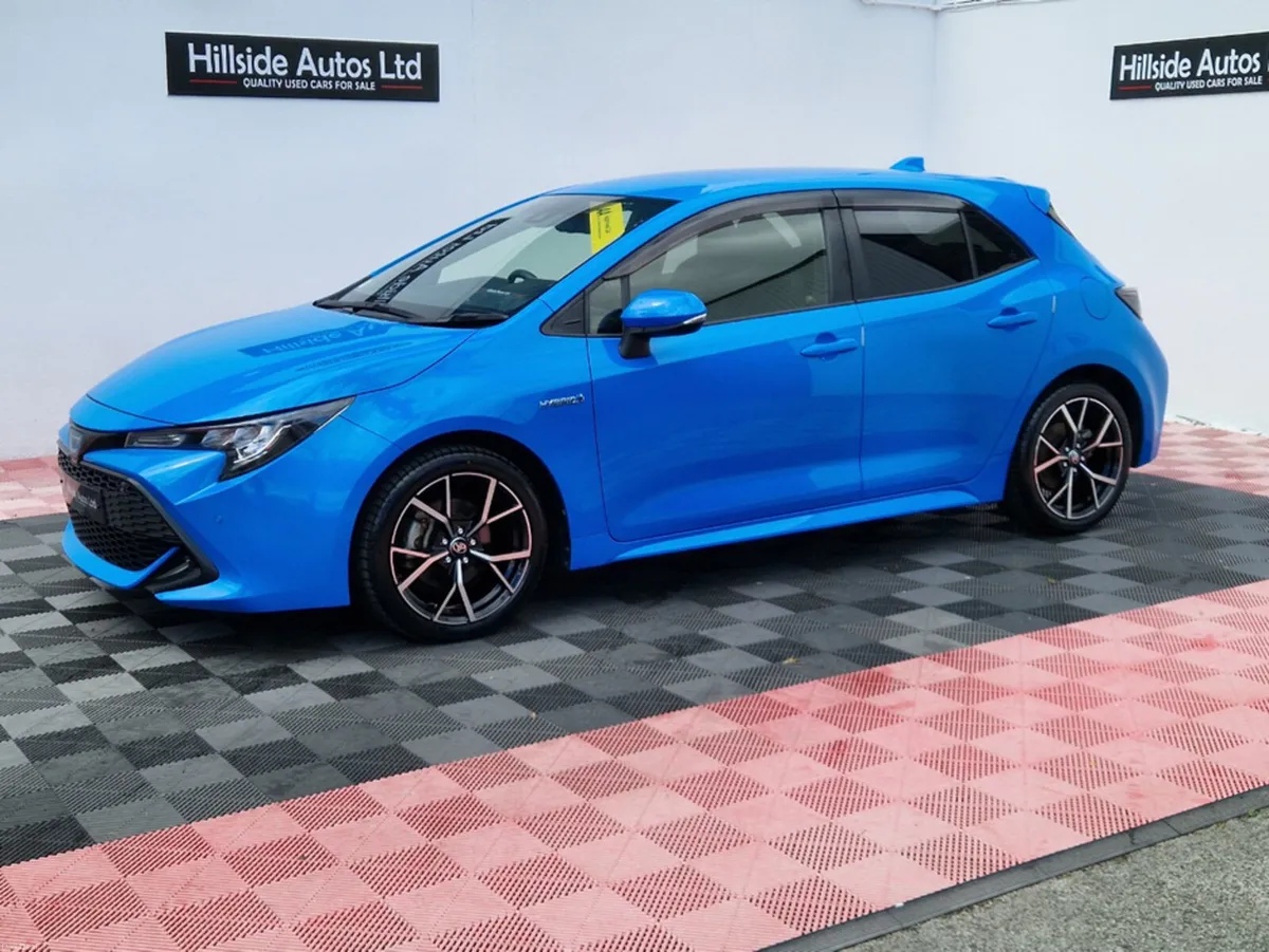 Toyota Corolla SPORT, HYBRID 5DR AUTOMATIC  12 MON - Image 4