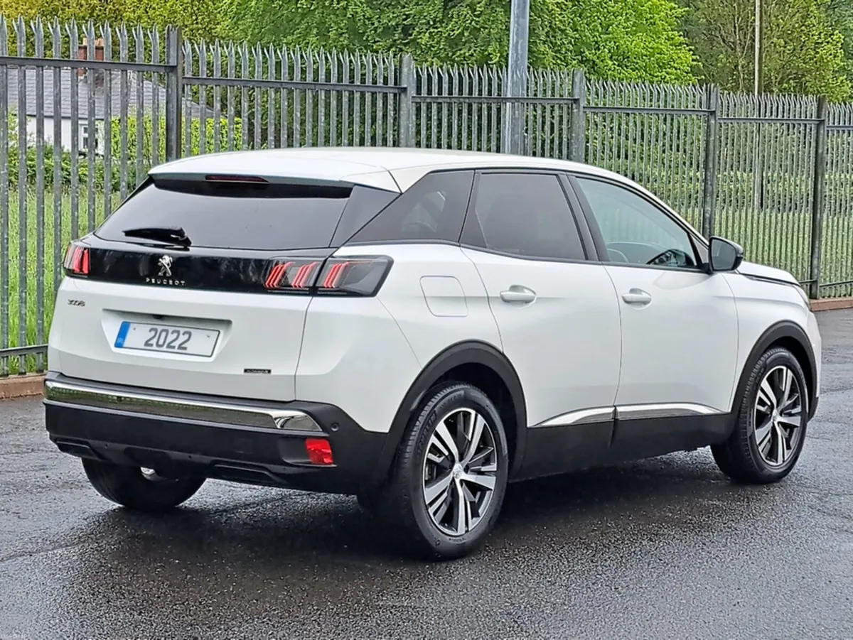 Peugeot 3008 ALLURE 1.5TD 130BHP **REVERSING CAMER - Image 3