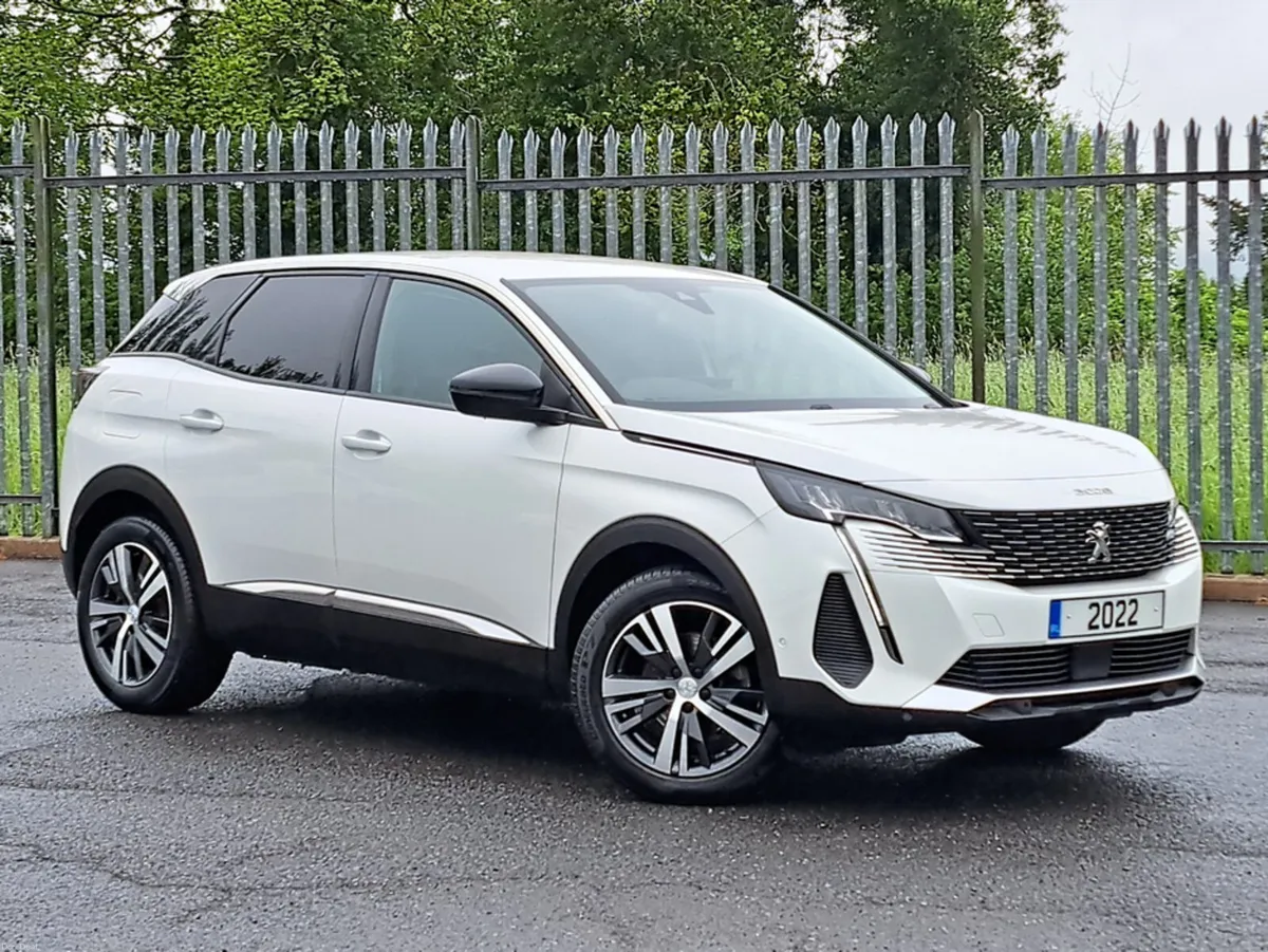 Peugeot 3008 ALLURE 1.5TD 130BHP **REVERSING CAMER - Image 1