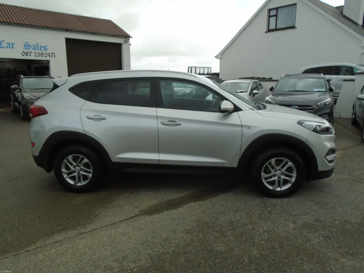 Hyundai Tucson TUCSON  COMFORT PETROL   1.6  5DR - Image 6
