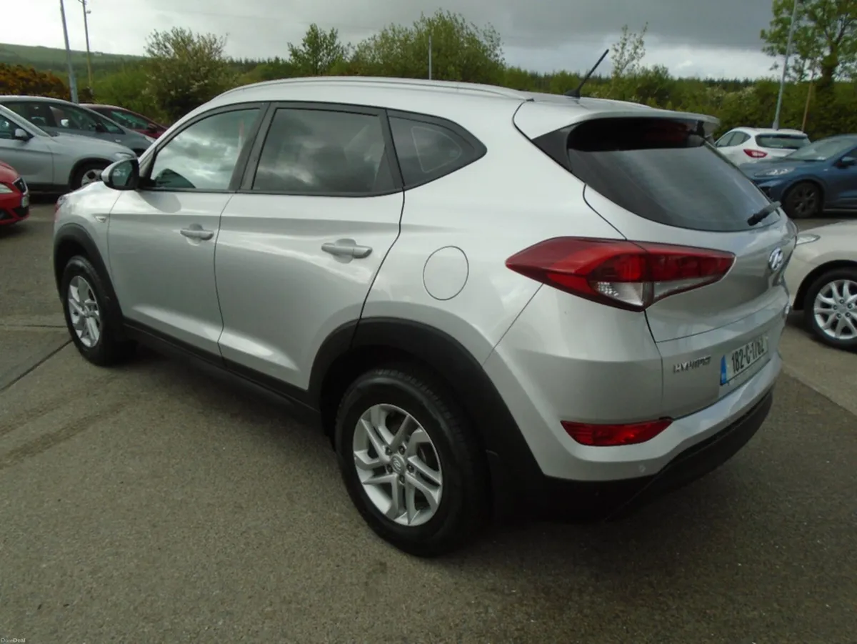 Hyundai Tucson TUCSON  COMFORT PETROL   1.6  5DR - Image 4