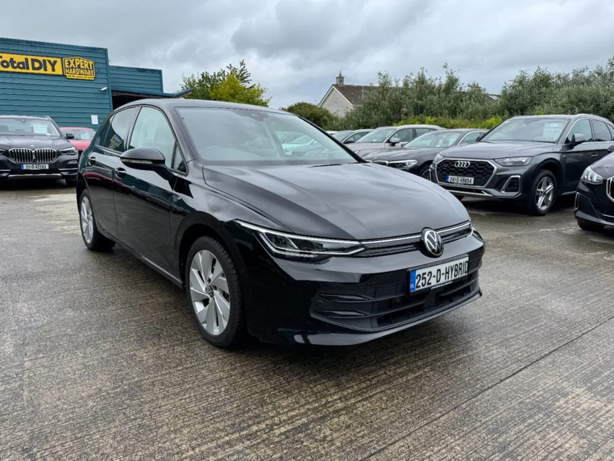 Volkswagen Golf MATCH PHEV S-A DSG - Image 2