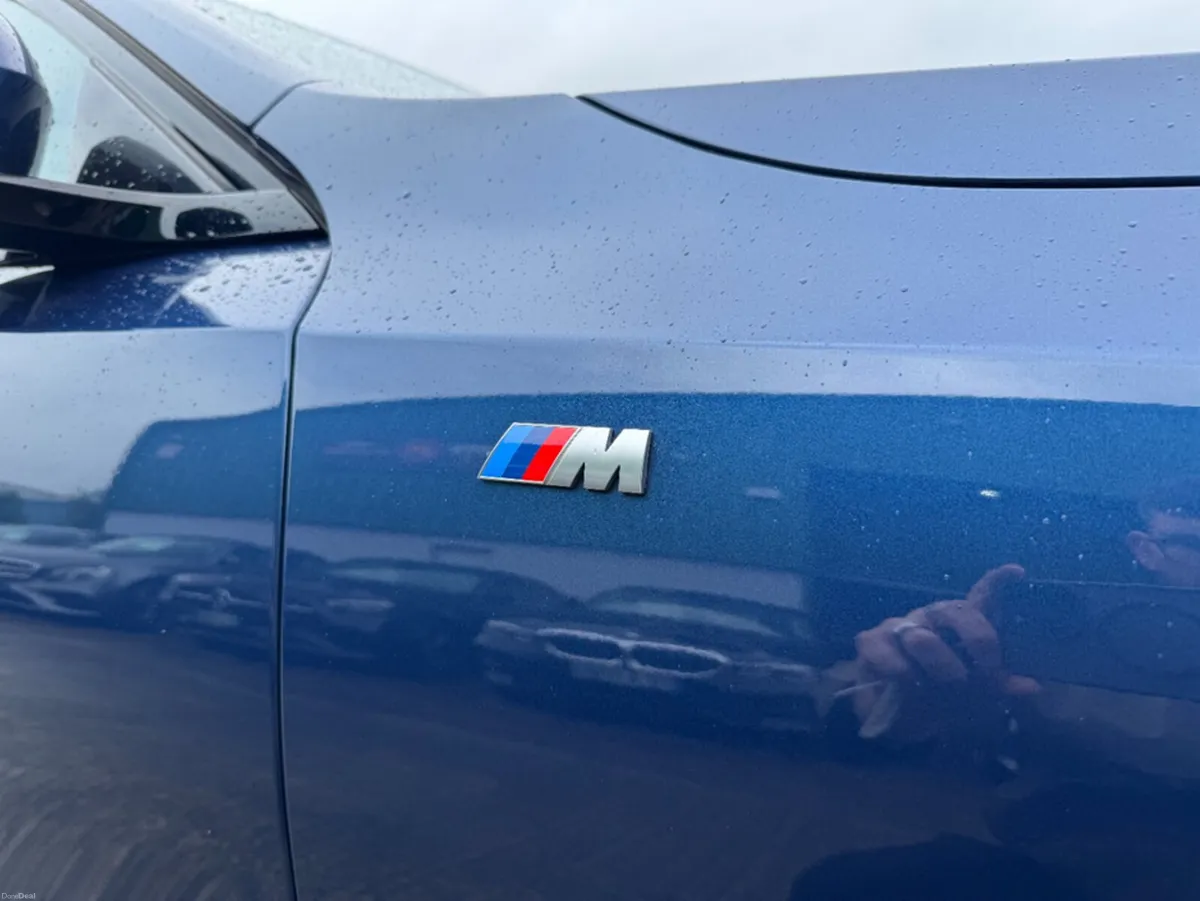 BMW i5 EDRIVE40 M SPORT - Image 5