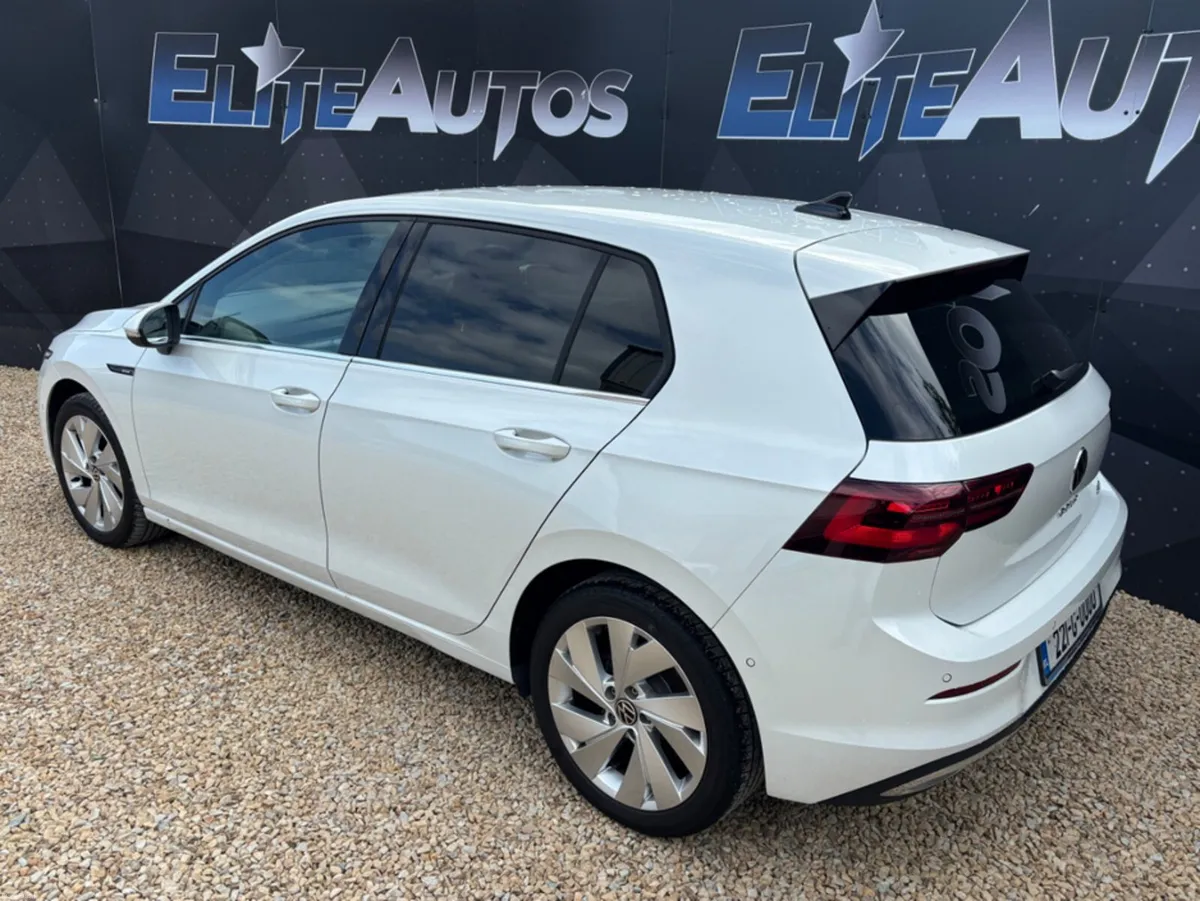 Volkswagen Golf E TSI STYLE DSG AUTOMATIC 115 HP - Image 3