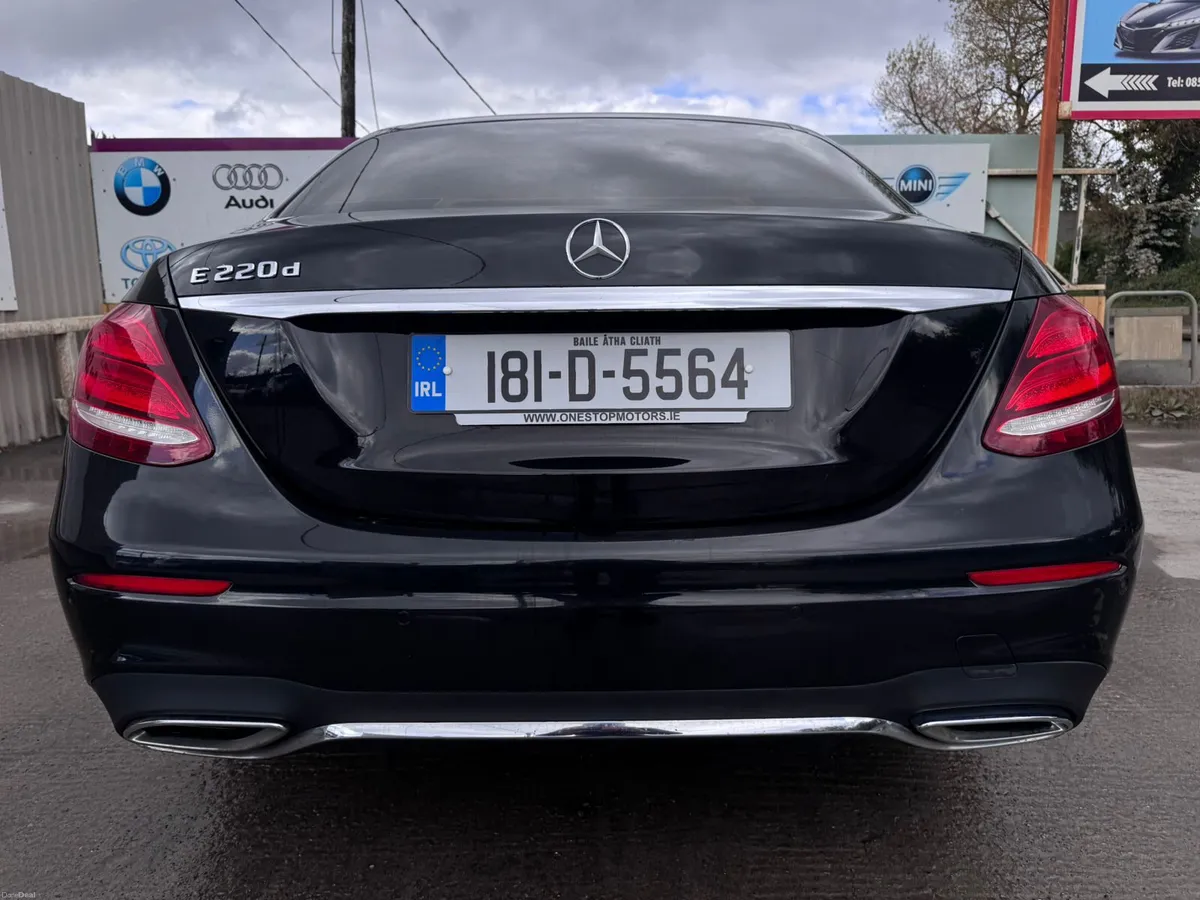 181 Mercedes  E-Class E 220 D AMG LINE A/T - Image 5