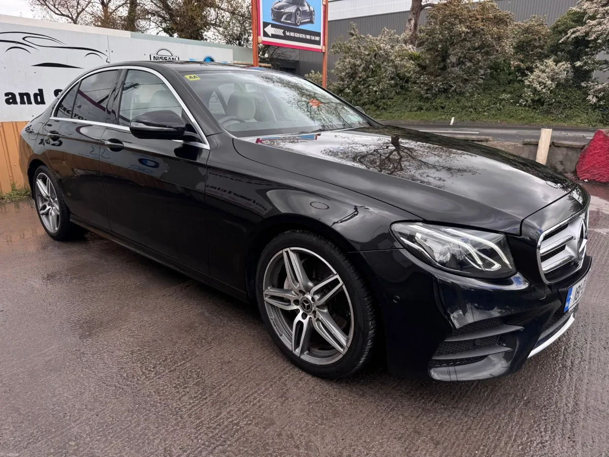 181 Mercedes  E-Class E 220 D AMG LINE A/T - Image 6