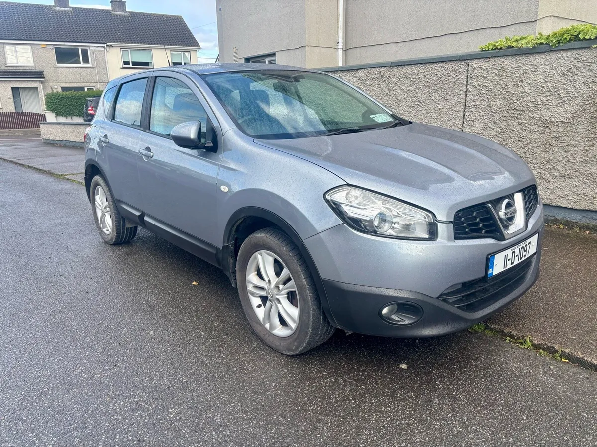 Nissan Qashqai low mileage new nct 05/27 carplay - Image 2