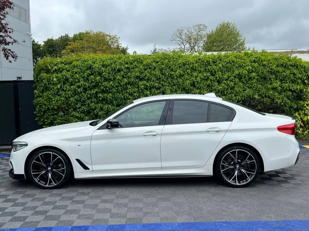 BMW 5-Series 523d XDRIVE M-SPORT COMPETITION 2.0 D - Image 3