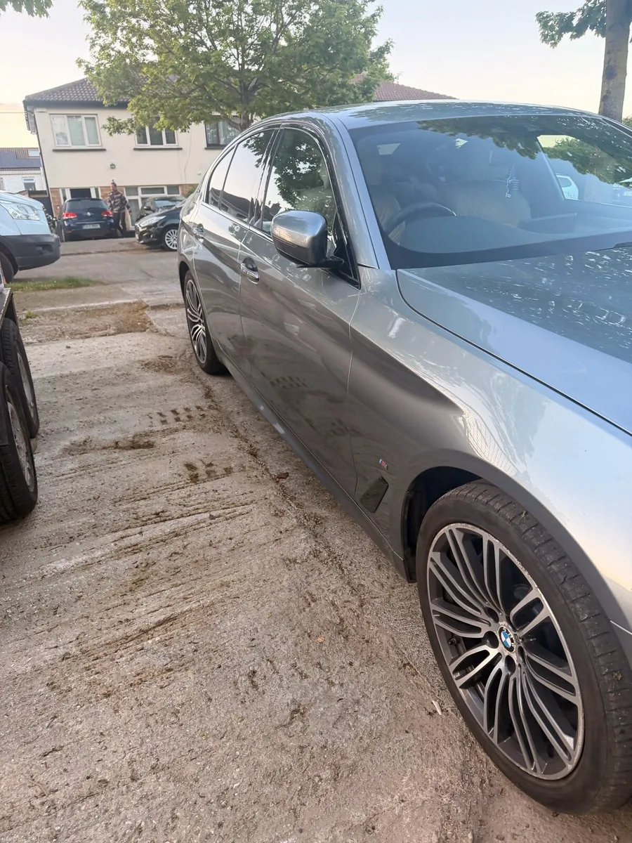 BMW 530e hybrid - Image 4