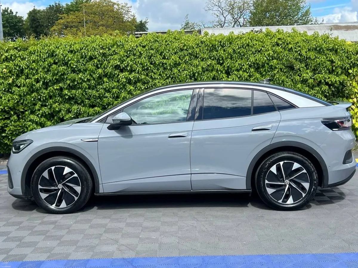 Volkswagen ID.5 PRO BUSINESS 77KWH // 19" DIAMOND - Image 3