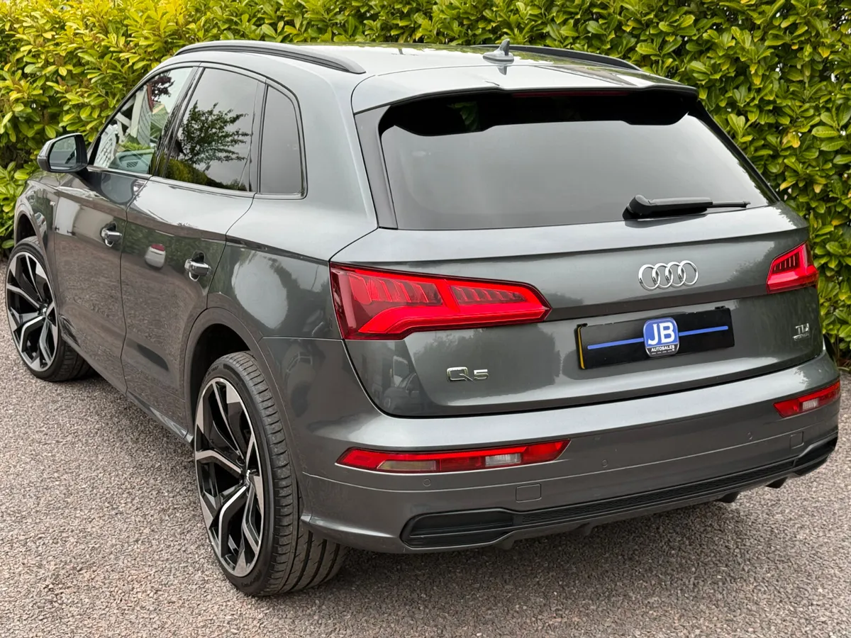 Audi Q5 S-Line 2018 Auto - Image 2