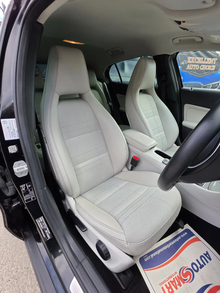 Mercedes-Benz GLA180d 2016 LOW KM! IMMACULATE! - Image 3