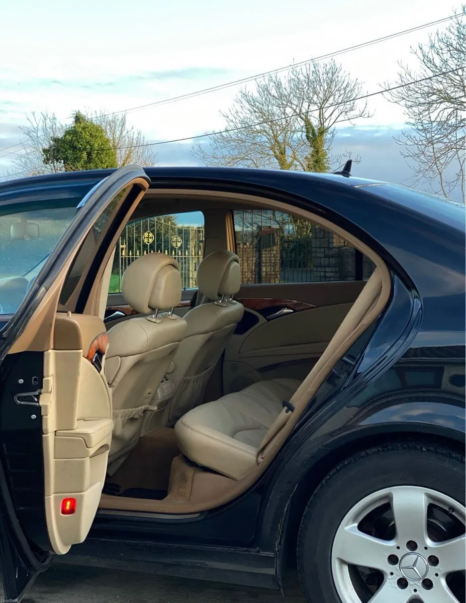 Mercedes Benz E220 CDI Class - Image 3